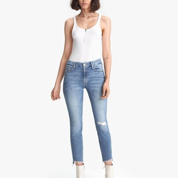 MOTHER Denim - MOTHER The Looker Ankle Step Fray Size 25